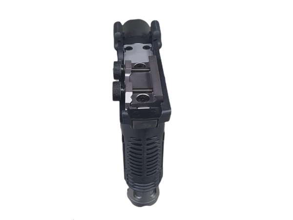 Element Surefire Style M910A Vertical Grip Scout Light (Black / Dark Earth) 