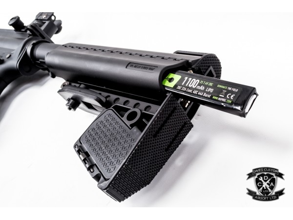 Tokyo Marui M4 CQB-R Recoil Shock AEG (Black)