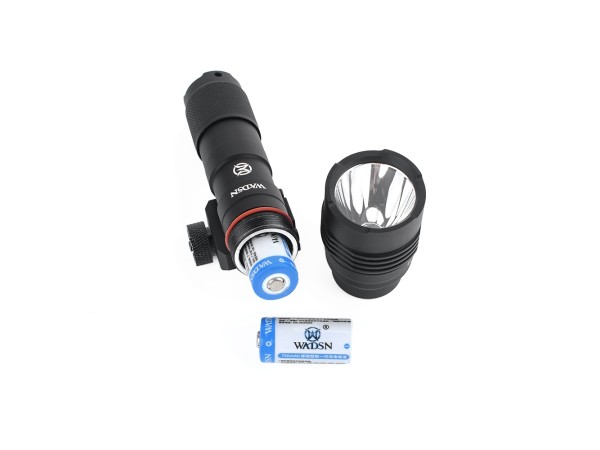 WADSN PROTAC Rail Mounted Flashlight WD04063 (Black / DE) 