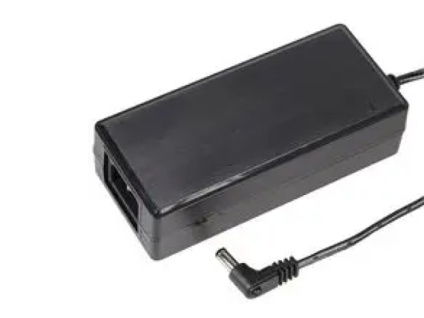 CCCP Power Lead - 2.5mm - Right Angled Plug - 12V - 5A - 60W